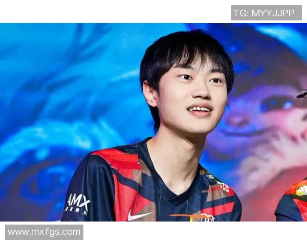 小天直言S12滔搏队友实力超群让他忍不住感慨God的表现 小天直言S12滔搏队友实力超群让他忍不住感慨God的表现